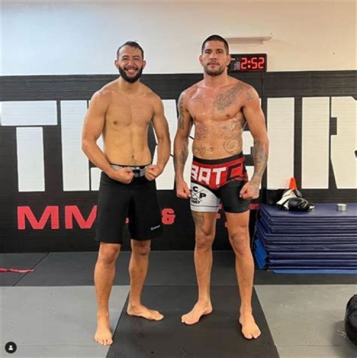 
Alex Yesmonga Height, Weight, Net Worth, Age, Wiki, Who, Instagram, Biography 