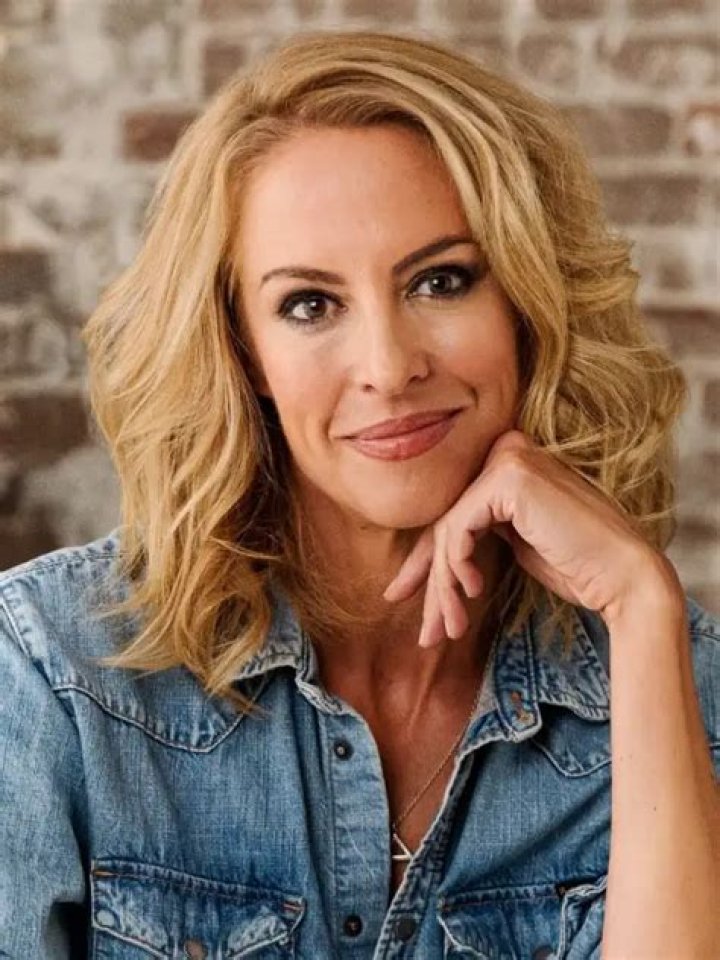 Gwen McTavish Height, Weight, Net Worth, Age, Birthday, Wikipedia, Who, Instagram, Biography