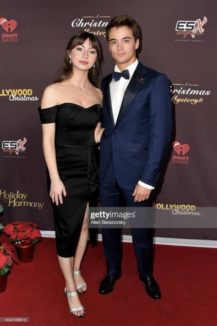 
Leonardo Cecchi’s Girlfriend Ayumi Matsumoto Is Dancer 
