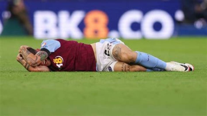 
Tottenham Remain Interested In Nicolo Zaniolo Despite Injury; Chelsea Join Race 