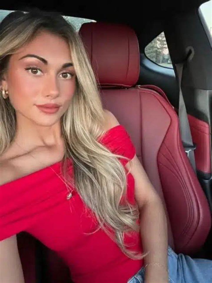 
Zoe Midyett Height, Weight, Net Worth, Age, Wiki, Who, Instagram, Biography 